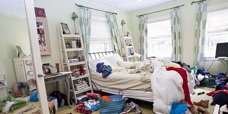 kamar berantakan