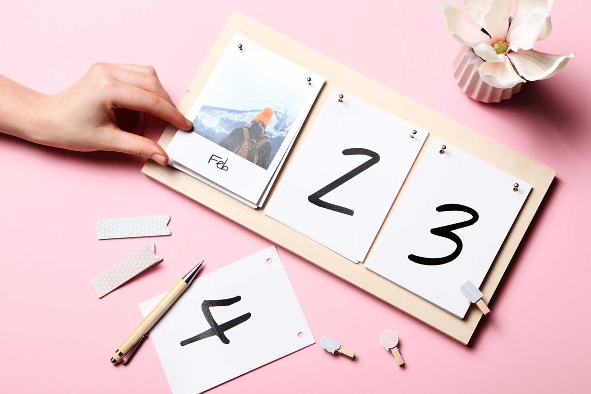 kalender meja unik