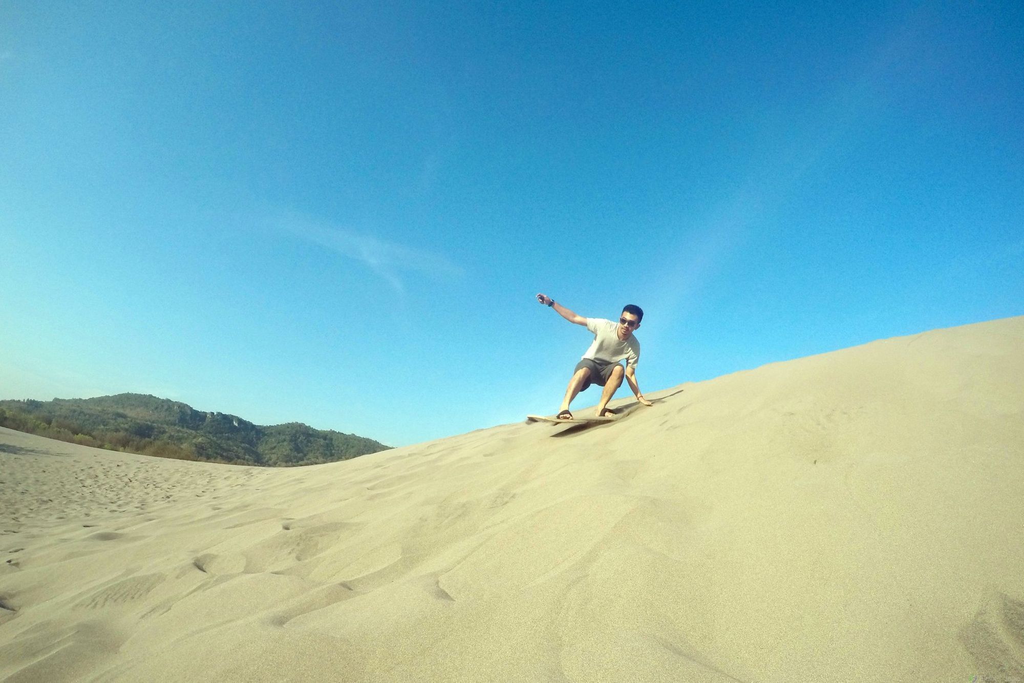 Sandboarding anti maintream di jogja