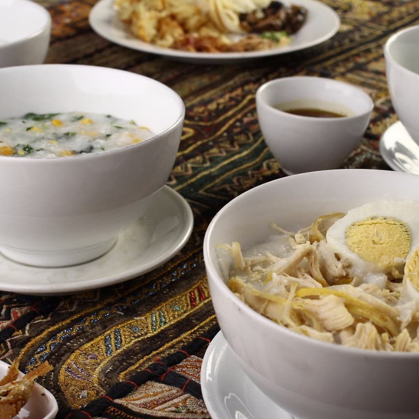 restoran di radio dalam anek bubur 786