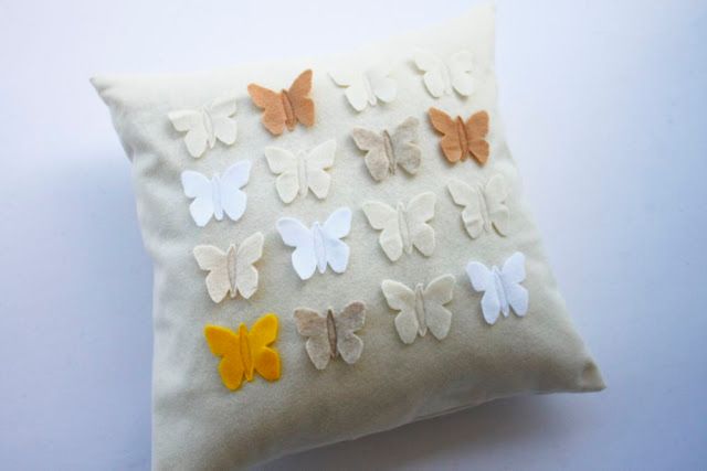 diy bantal sofa kupu-kupu
