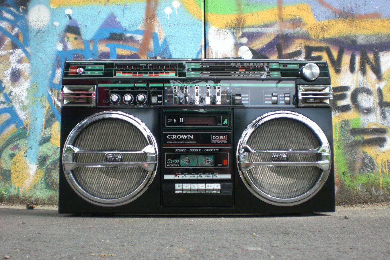 Acara unik di radio zaman dulu