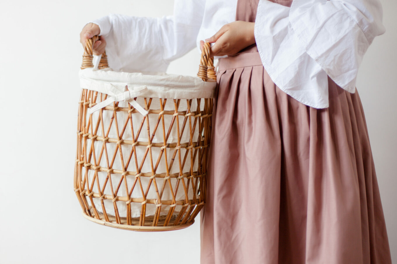 rekomendasi keranjang laundry estetik unik