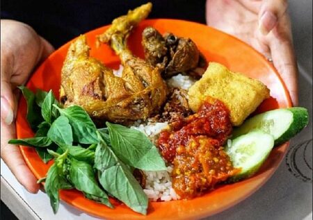 rekomendasi tempat makan kuliner di depok