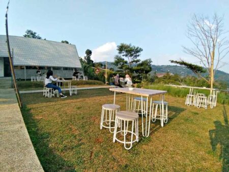 cafe dago atas