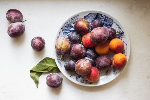 manfaat buah plum untuk kesehatan