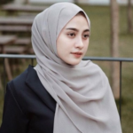 gaya hijab untuk wajah kotak