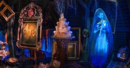 rumah hantu oktober
