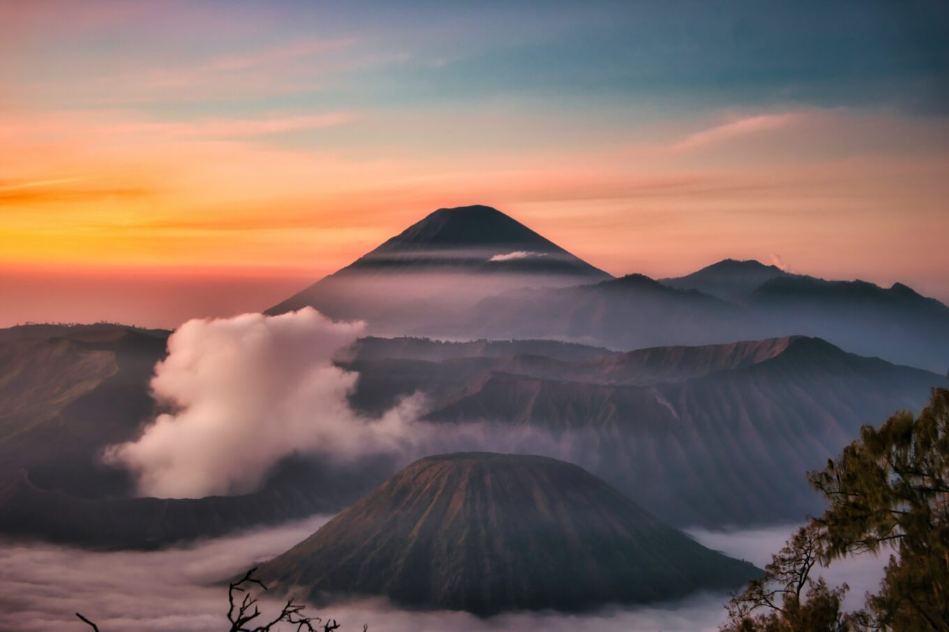 keindahan gunung semeru