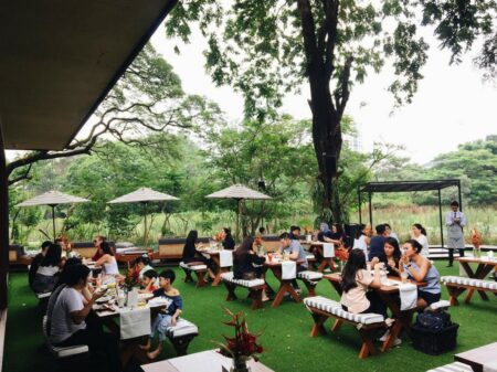 outdoor cafe jakarta pusat